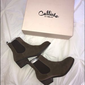 Callisto of California Ammore booties